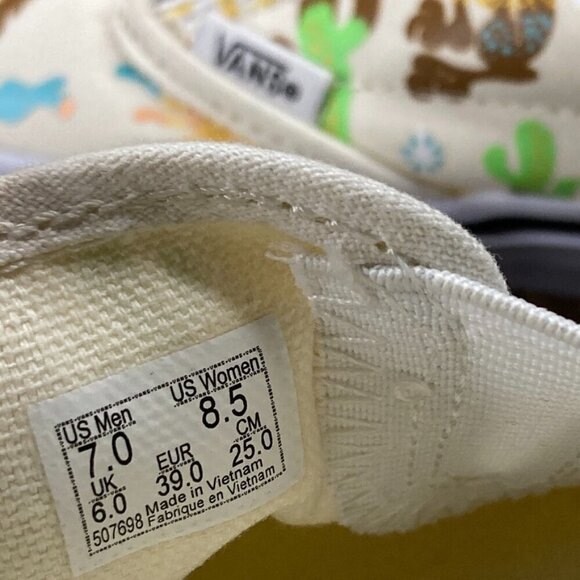 VANS Classic Slip On Get Outdoors Marshmallow Canvas Womens 8.5 Shoes NEW - Picture 10 of 10